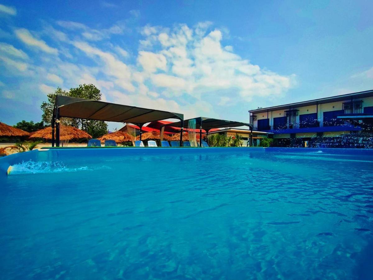 Wixky Hotel 廊开 外观 照片